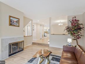 11123 Lakespray Way, Reston VA 20191