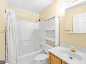 46710 Flicker Terrace, Sterling VA 20164