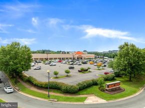 46710 Flicker Terrace, Sterling VA 20164