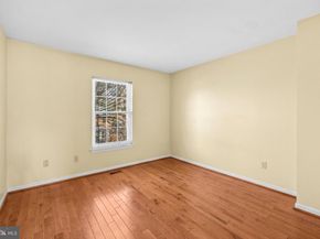 46710 Flicker Terrace, Sterling VA 20164