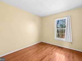 46710 Flicker Terrace, Sterling VA 20164