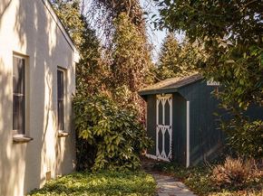 3010 Foxx Lane, Philadelphia PA 19144