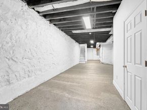 5510 W Thompson Street, Philadelphia PA 19131