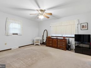 814 Caledonia Street, Philadelphia PA 19128