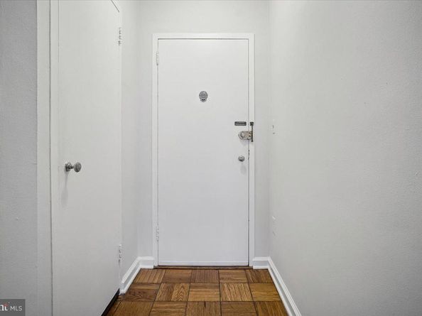 1 Scott Circle NW 818, Washington DC 20036