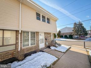 3850 Woodhaven Road 901, Philadelphia PA 19154