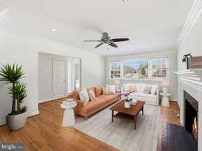 3015 Crane Drive, Falls Church VA 22042