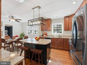 3015 Crane Drive, Falls Church VA 22042