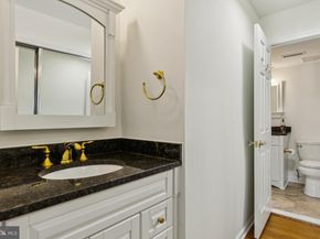 3353 Lakeside View Drive 83, Falls Church VA 22041