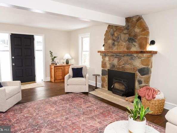 220 Balligomingo Road, Conshohocken PA 19428