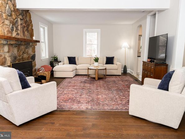 220 Balligomingo Road, Conshohocken PA 19428