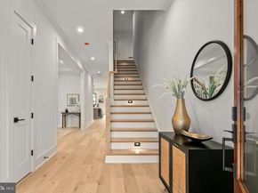 126 S Highland Street, Arlington VA 22204