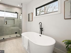 126 S Highland Street, Arlington VA 22204