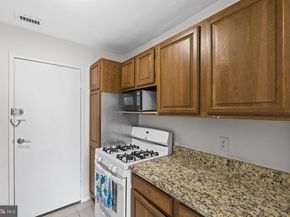 2829 Connecticut Avenue NW 503, Washington DC 20008