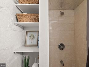 3707 Kemper Road, Arlington VA 22206