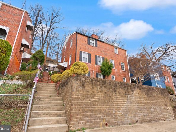 3707 Kemper Road, Arlington VA 22206