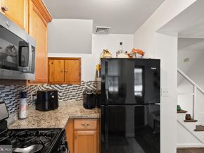 3707 Kemper Road, Arlington VA 22206