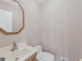 11433 Beechgrove Lane, Potomac MD 20854