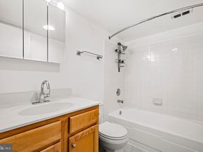 4500 S Four Mile Run Drive S 910, Arlington VA 22204