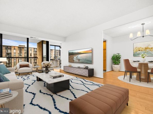 4500 S Four Mile Run Drive S 910, Arlington VA 22204