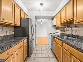 4500 S Four Mile Run Drive S 910, Arlington VA 22204