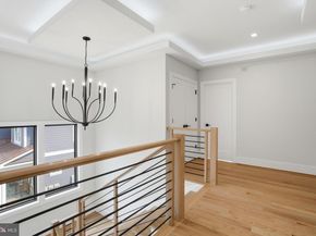 7603 Burnside Court, Falls Church VA 22043