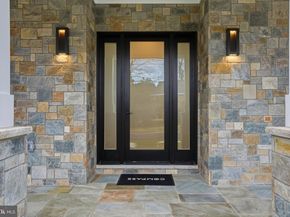 7603 Burnside Court, Falls Church VA 22043