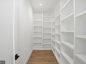 7603 Burnside Court, Falls Church VA 22043