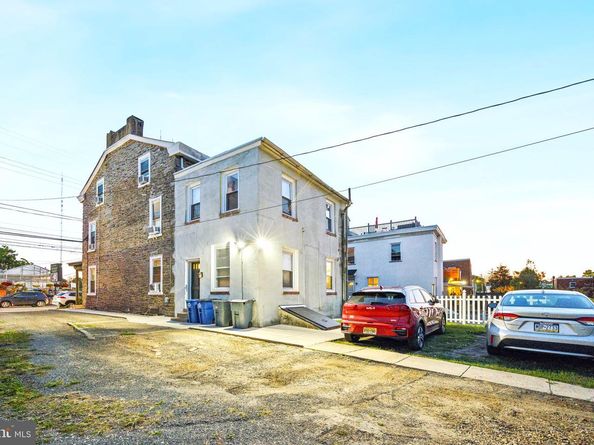 7101 Ridge Avenue, Philadelphia PA 19128