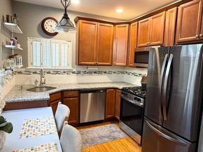 512 Fitzwater Street R, Philadelphia PA 19147