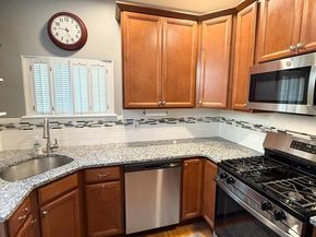 512 Fitzwater Street R, Philadelphia PA 19147