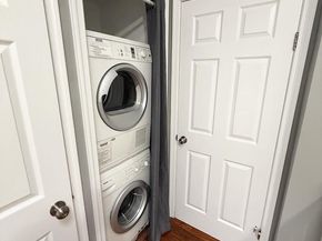 512 Fitzwater Street R, Philadelphia PA 19147