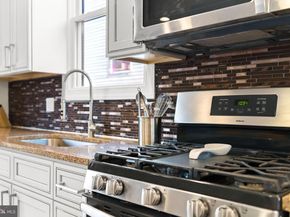 286 Parker Avenue C, Philadelphia PA 19128