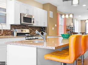 286 Parker Avenue C, Philadelphia PA 19128