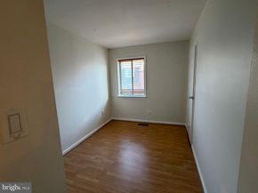 4597 Logsdon Drive 36, Annandale VA 22003