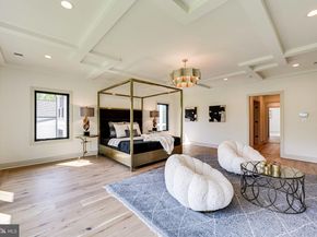 6634 Brawner Street, Mclean VA 22101