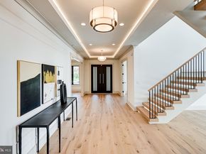 6634 Brawner Street, Mclean VA 22101