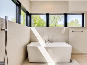 6634 Brawner Street, Mclean VA 22101