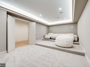 6634 Brawner Street, Mclean VA 22101