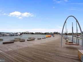 800 4TH Street SW N103, Washington DC 20024