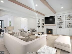 2005 N Taylor Street, Arlington VA 22207