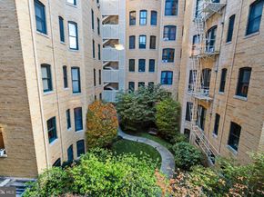 2010 Kalorama Road NW 306, Washington DC 20009