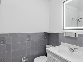 7261 Calvin Road, Upper Darby PA 19082