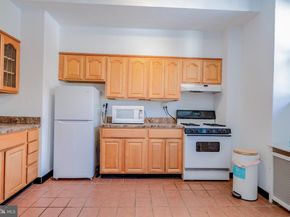 250 S 13TH Street 6A, Philadelphia PA 19107