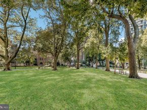 250 S 13TH Street 6A, Philadelphia PA 19107