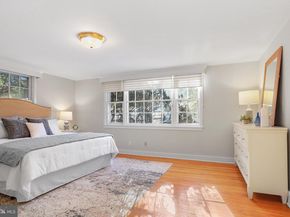 923 Winding Lane, Media PA 19063