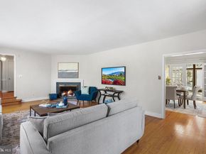 923 Winding Lane, Media PA 19063