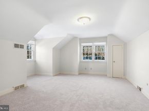 923 Winding Lane, Media PA 19063