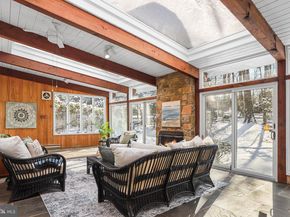 923 Winding Lane, Media PA 19063