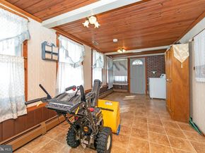 29 Pond Lane, Levittown PA 19054